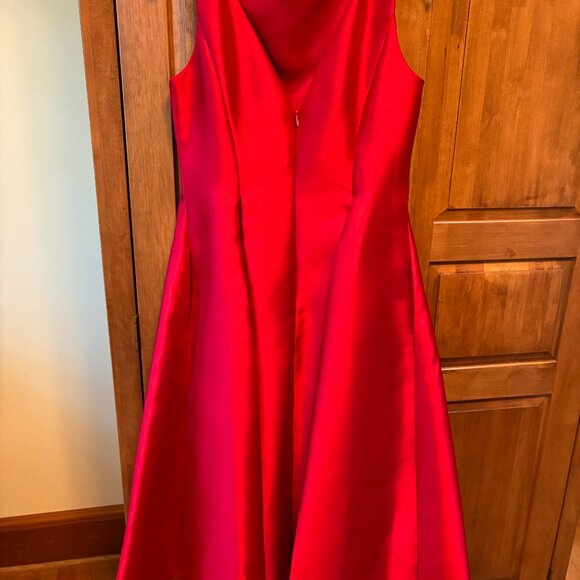 Adrianna Papell Red Mikado Dress Size 8 - Picture 5 of 12